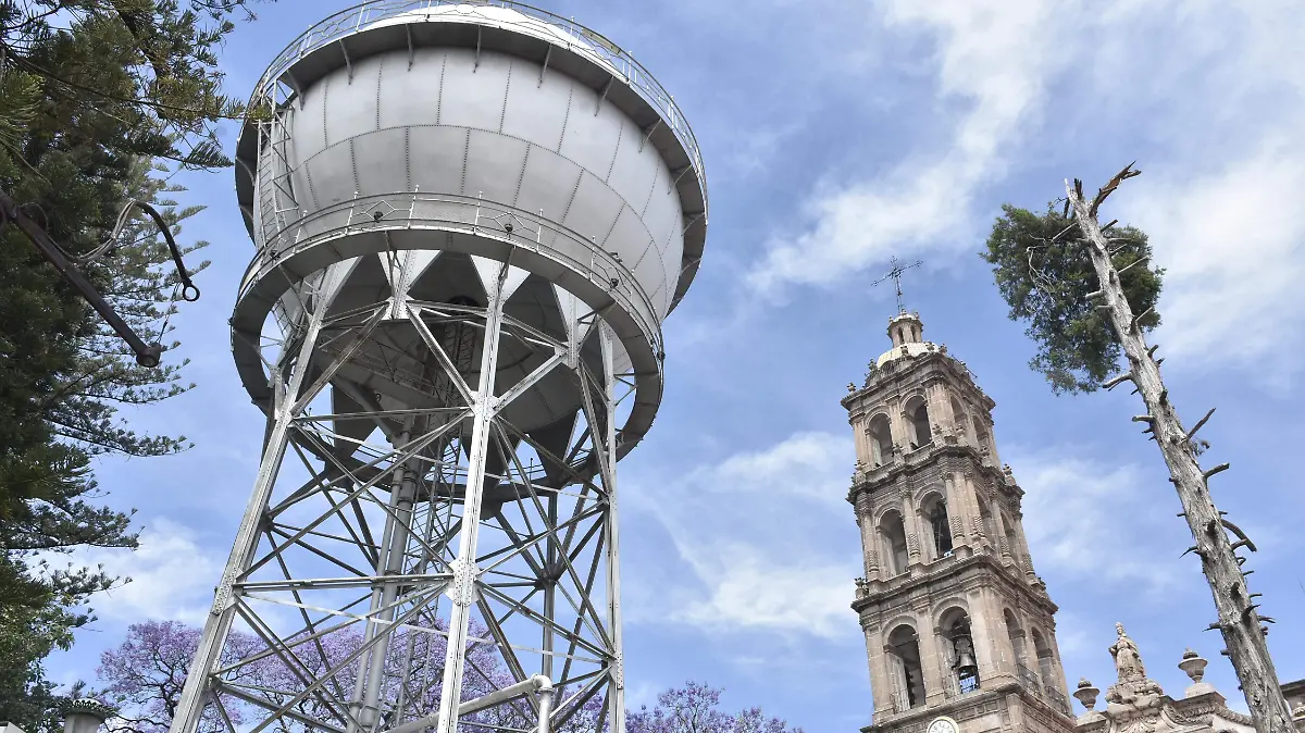 alcalde y bola del agua (2)